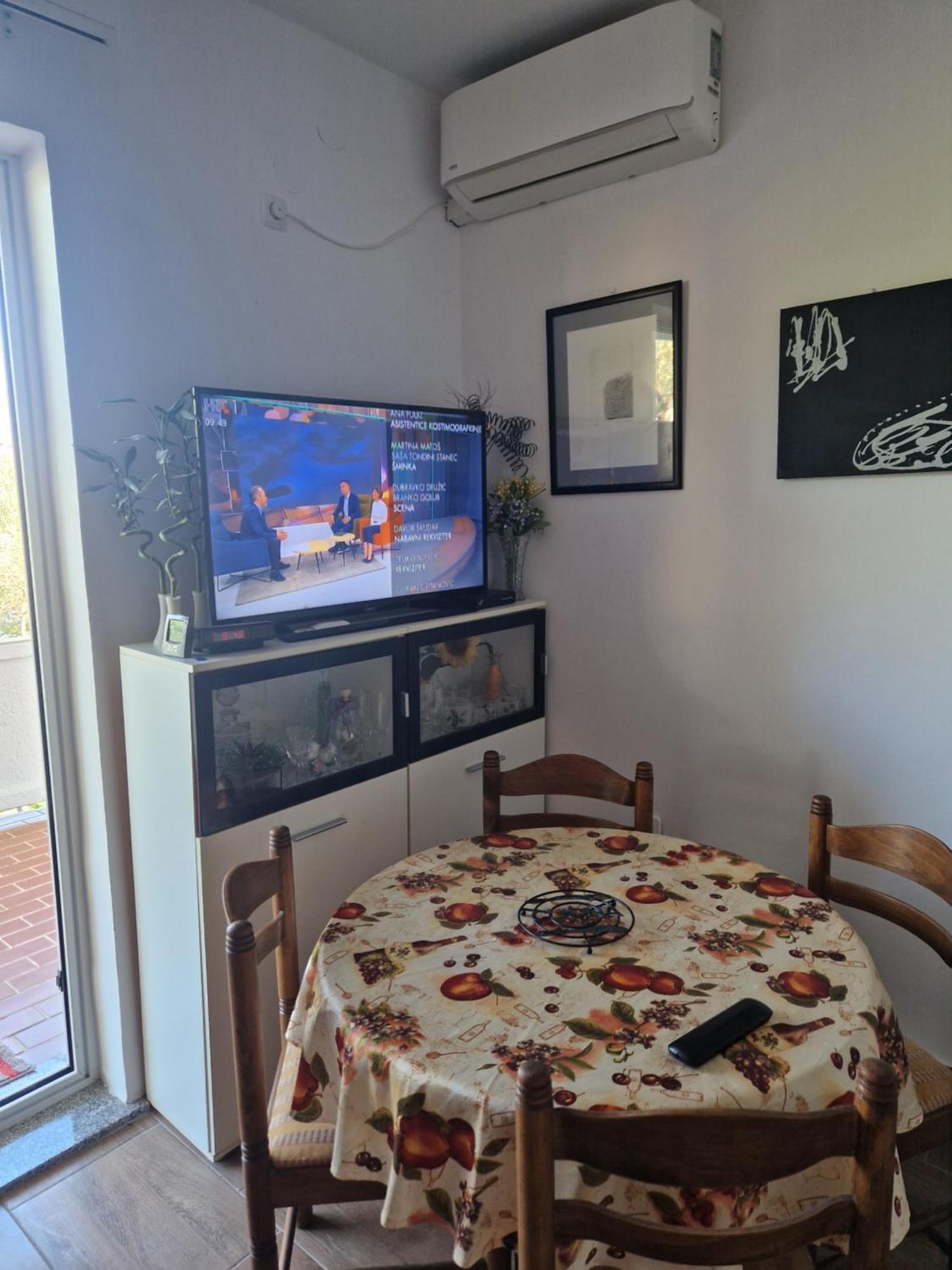 Vera Apartment